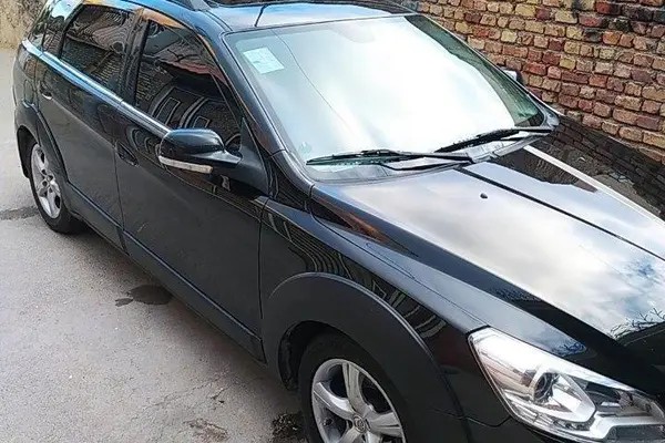 دانگ فنگ، H30 کراس