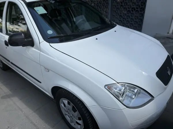 تیبا، هاچ بک
