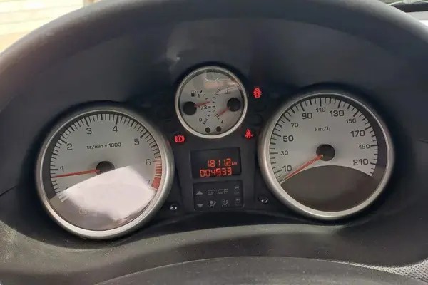 پژو، 207