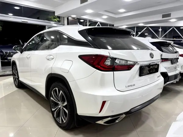 لکسوس، RX