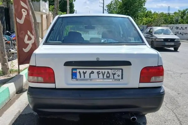 پراید، صندوق دار