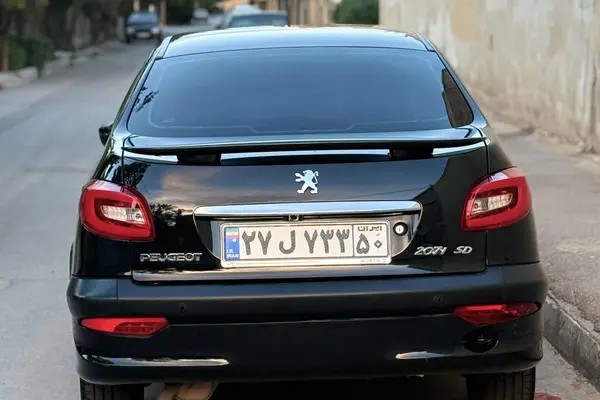 پژو، 207 صندوقدار