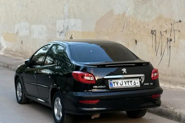 پژو، 207 صندوقدار