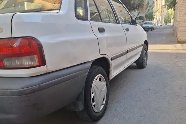 پراید، صندوق دار