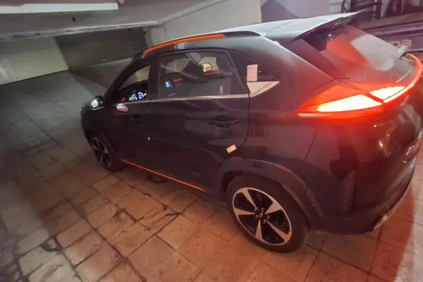 ام وی ام، X33 کراس