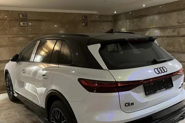 آئودی، Q5 e-tron