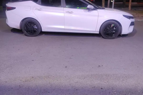 کی ام سی، J7