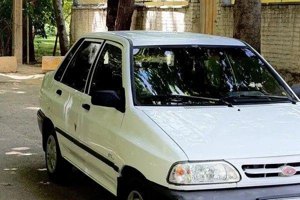 پراید، صندوق دار