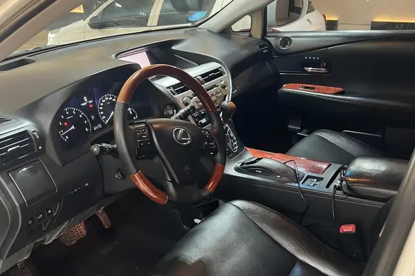 لکسوس، RX