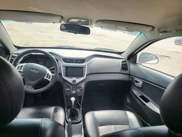 ام وی ام، 315هاچ بک