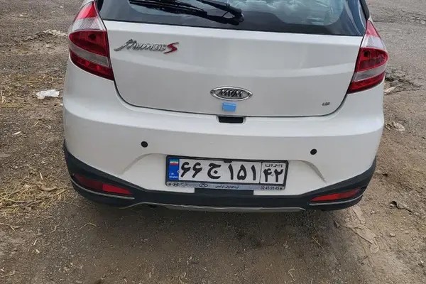 ام وی ام، 315هاچ بک