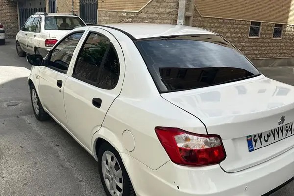 ساینا، S