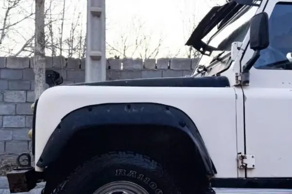پاژن، دو در