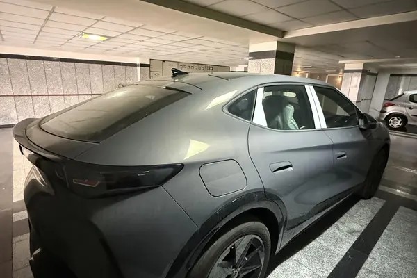 فولکس، آی دی یونیکس