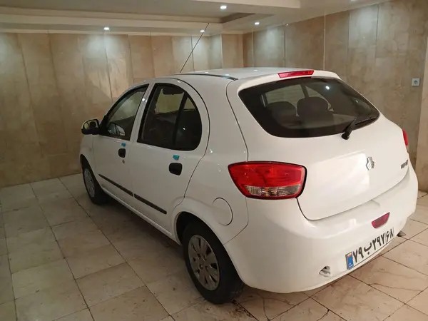تیبا، هاچ بک