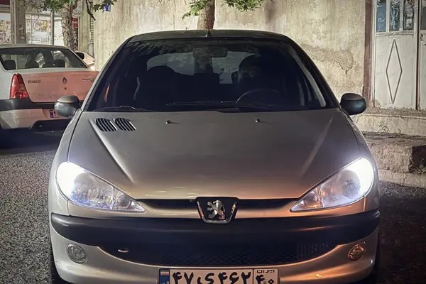 پژو، 206