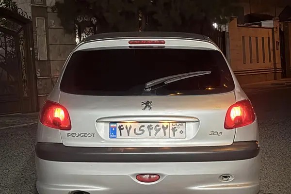 پژو، 206