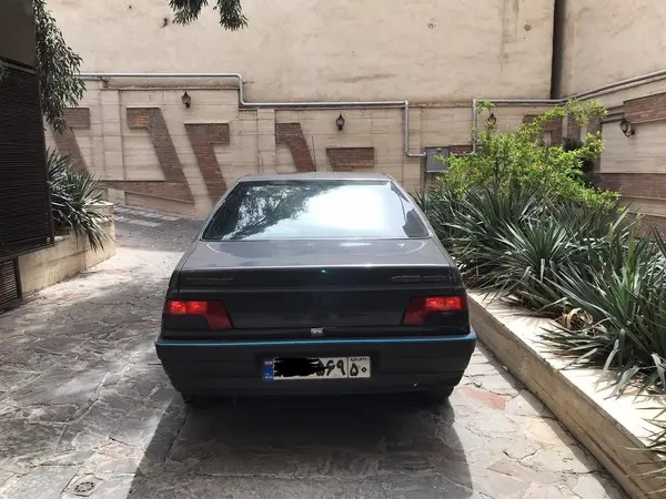 پژو، 405
