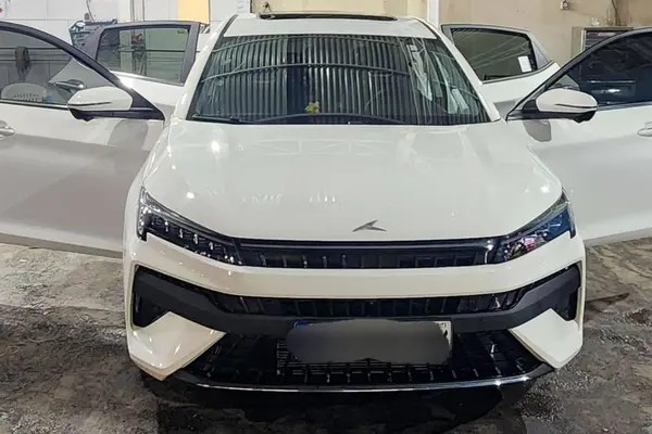 کی ام سی، J7