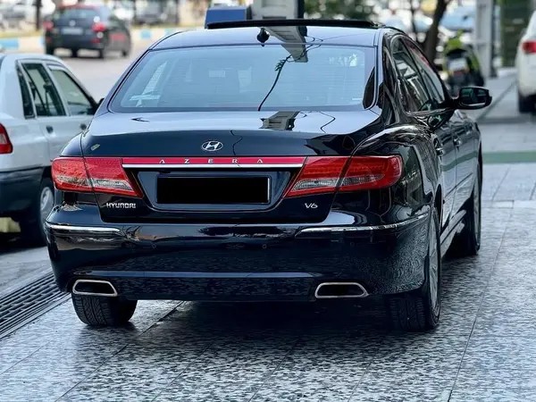 هیوندای، آزرا (گرنجور)