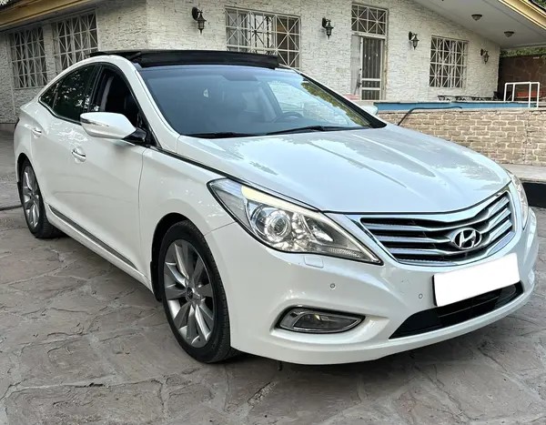 هیوندای، آزرا (گرنجور)