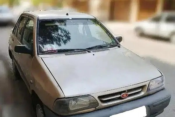 پراید، صندوق دار