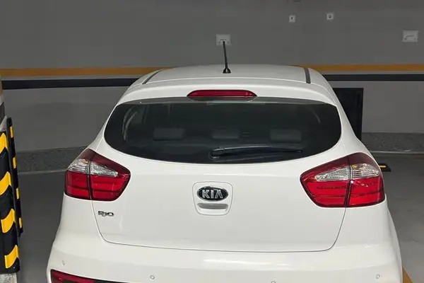 کیا، ریو هاچ بک