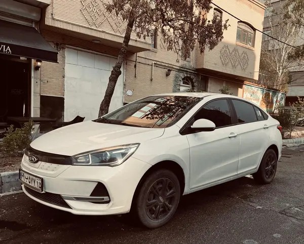 ام وی ام، آریزو 5ev