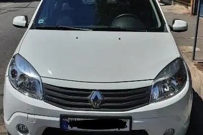 رنو، ساندرو
