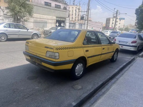 پژو، 405