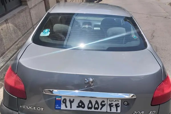 پژو، 206