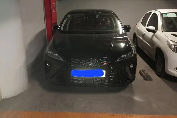 فونیکس، آریزو 6 جی تی (Z6 GT)