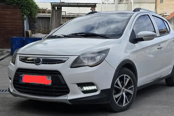 لیفان، X50