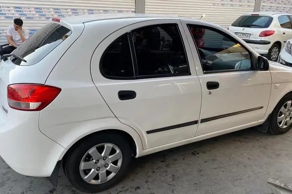 تیبا، هاچ بک