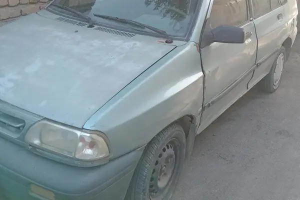 پراید، صندوق دار