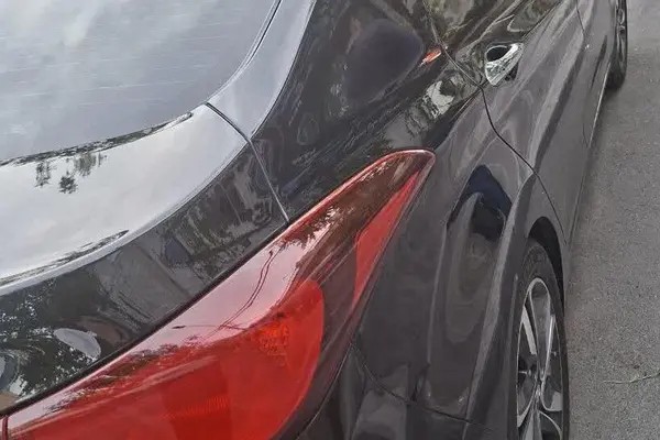 هیوندای، النترا