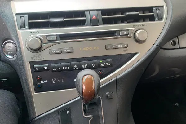 لکسوس، RX