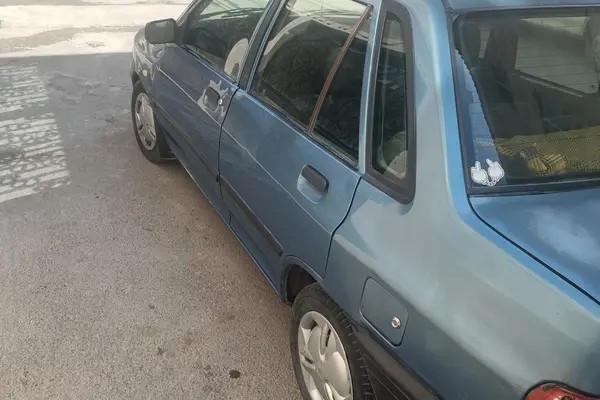 پراید، صندوق دار