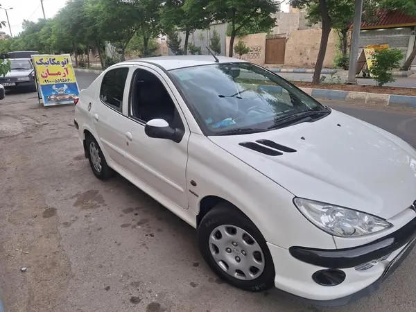 پژو، 206 SD
