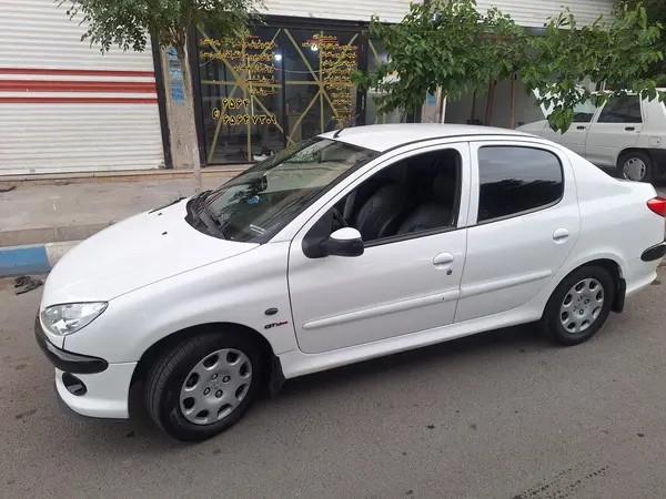 پژو، 206 SD
