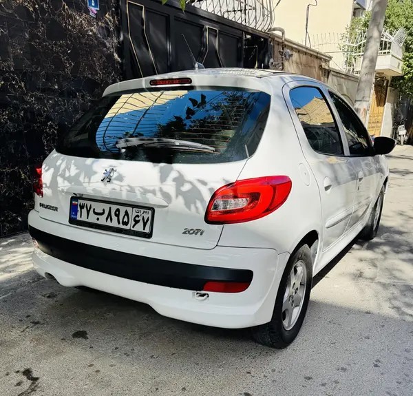 پژو، 207