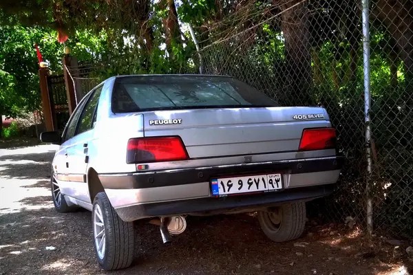 پژو، 405