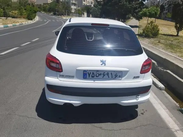 پژو، 207