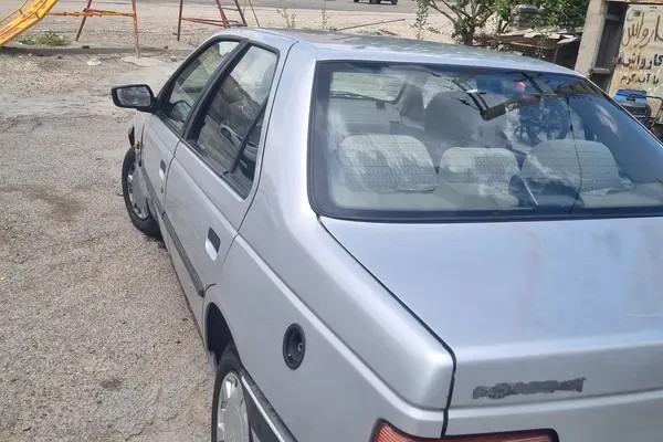 پژو، 405