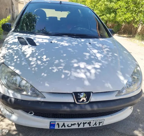 پژو، 206