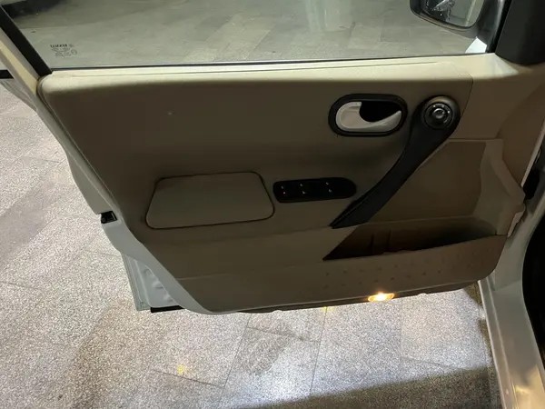 رنو، مگان (مونتاژ)