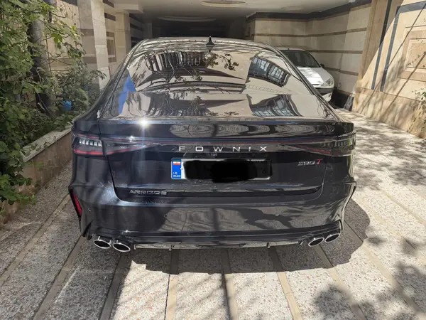 فونیکس، آریزو 8 (Z8)