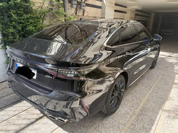 فونیکس، آریزو 8 (Z8)