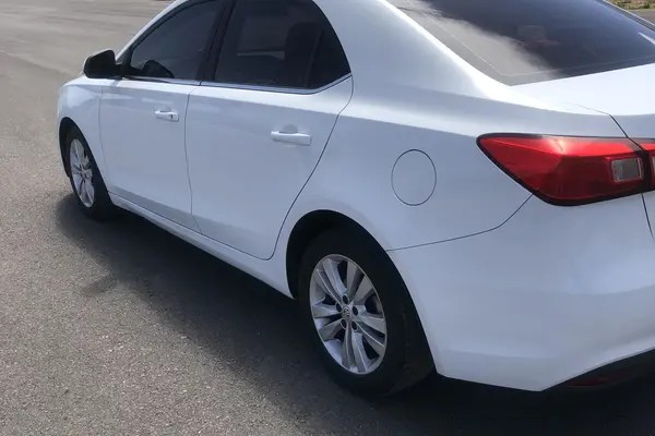 ام جی، 360