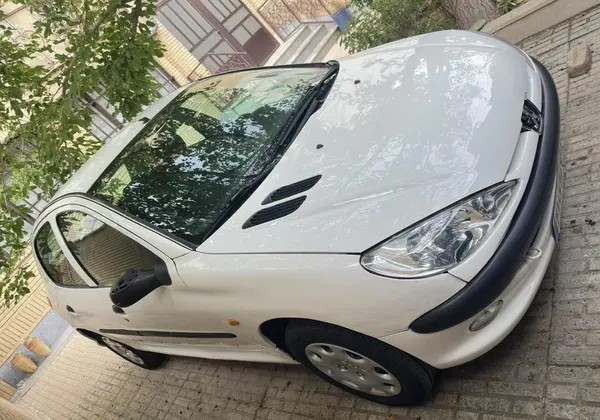 پژو، 206